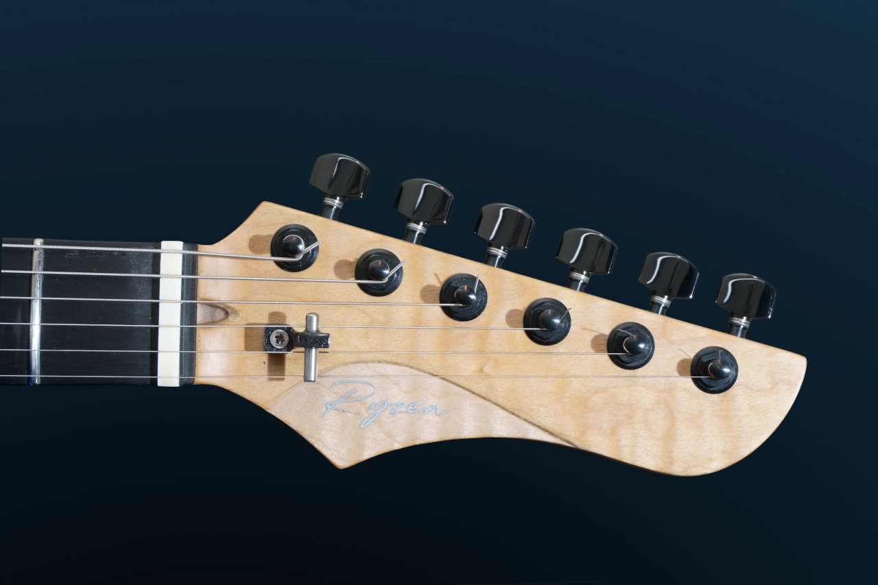 Ryzen modern electric guitar