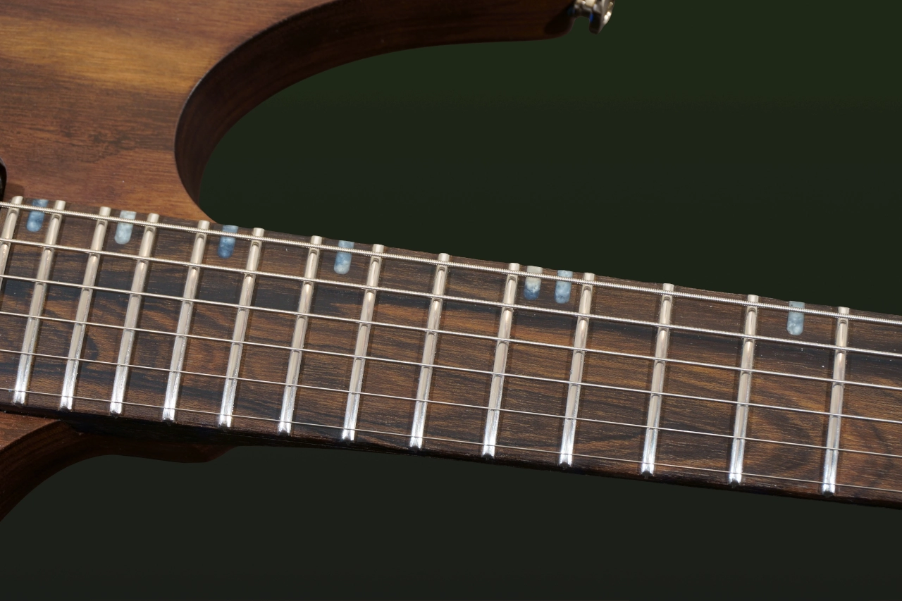 Ryzen modern electric guitar