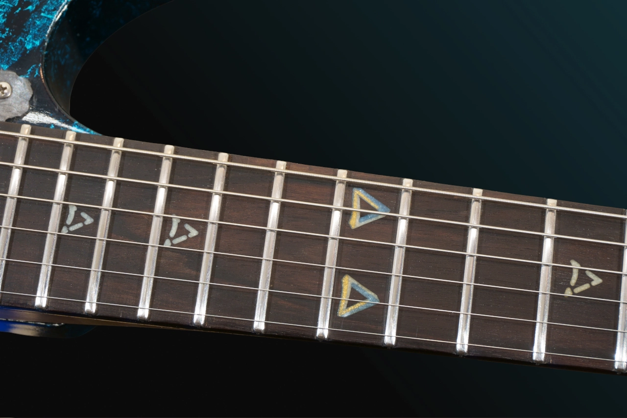 Ryzen modern electric guitar